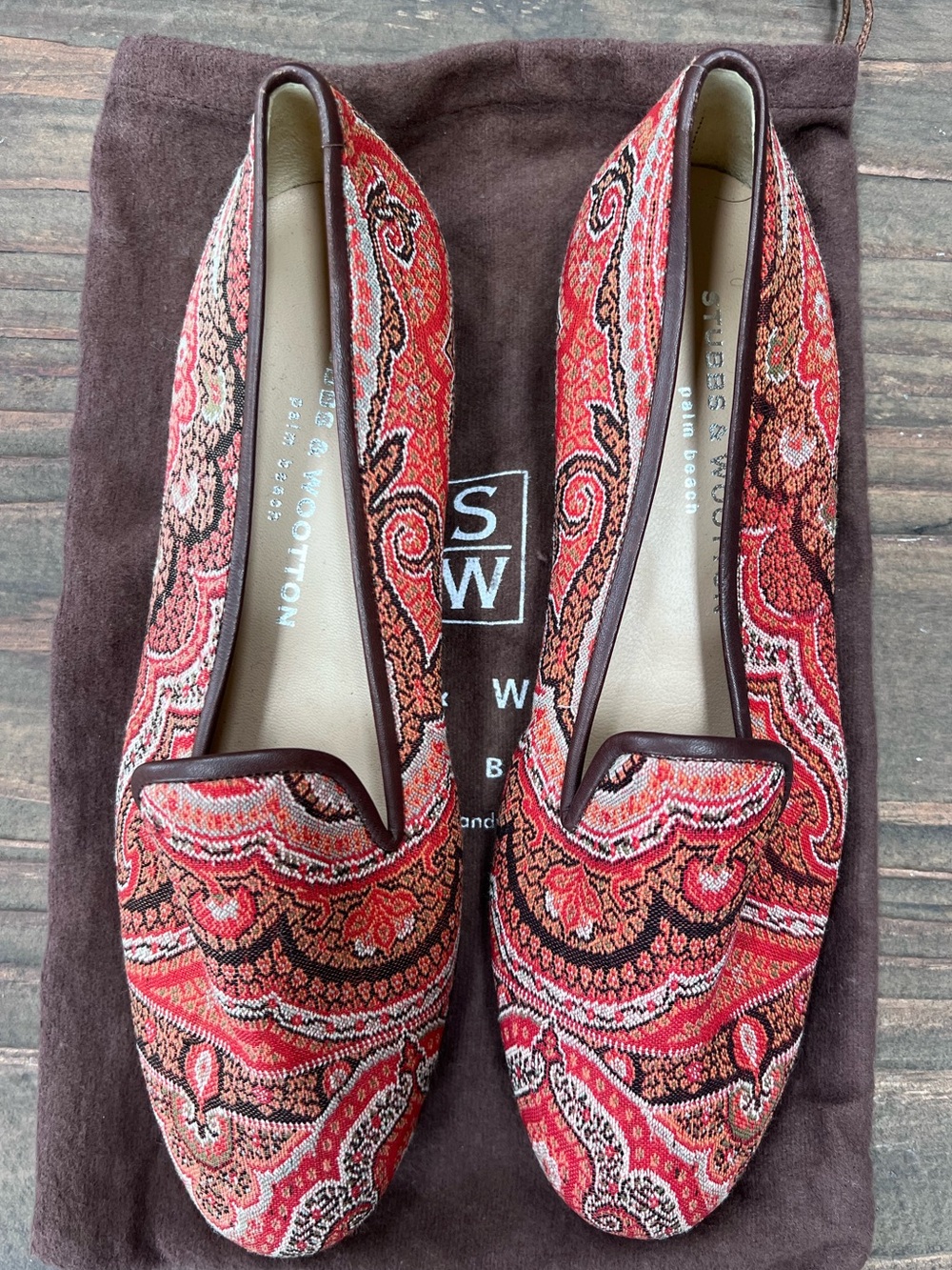 NWT Stubbs & Wootton Red and Brown Paisley Slip-On Loafers, size 9